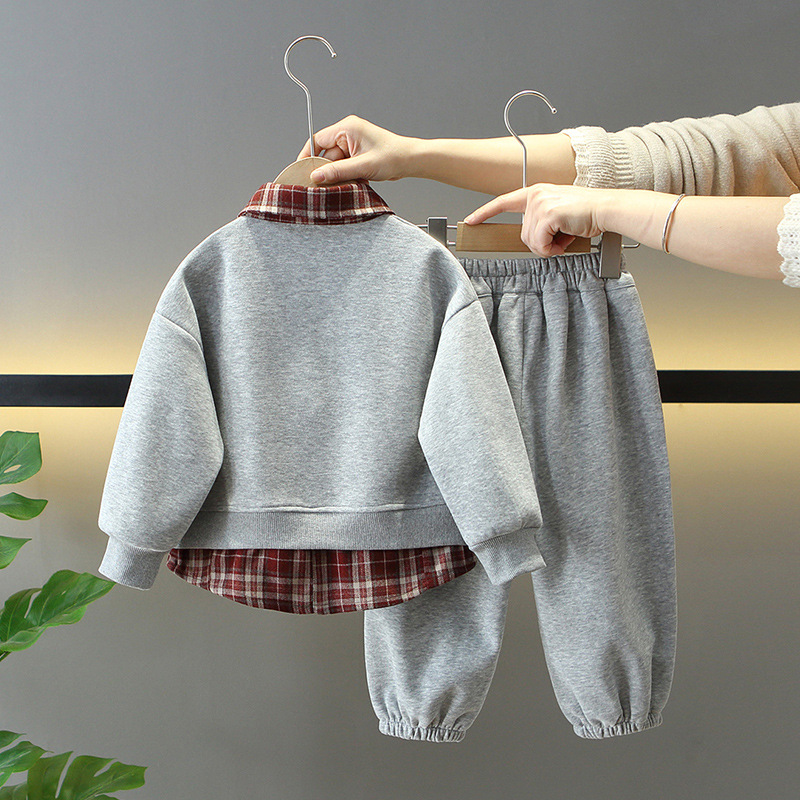 7674 Traje de primavera y otoño para niños Camisa de costura para niños Traje falso de tres piezas Ropa deportiva casual de primavera para niños