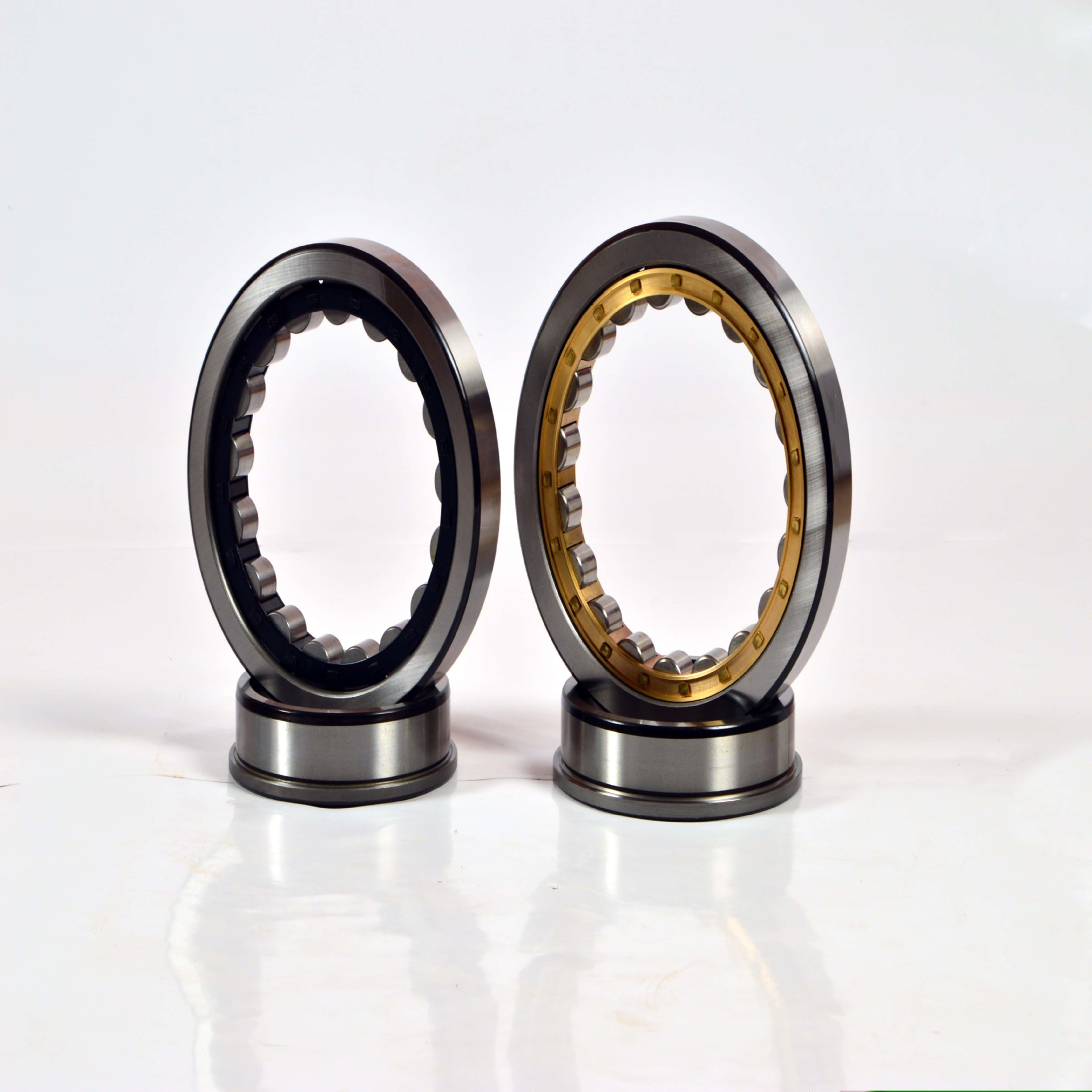 厂家直销供应替代进口SKF黑边黑角机器人轴承4840DX1