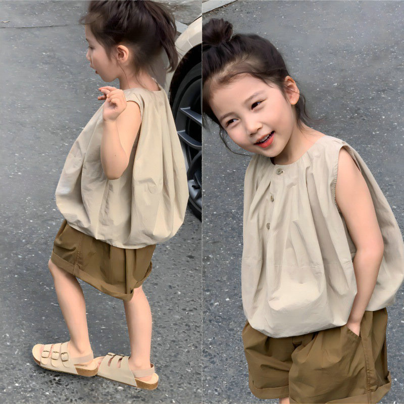 Girls' Outfit Sleeveless Single-Breasted Pumpkin Top Plus Loose Shorts 26 Summer New Style Foreign Trade Children's Clothing Wholesale Girls' Outfit Sleeveless Single-Breasted Pumpkin Top Plus Loose Shorts 26 Summer New Style Foreign Trade Children's Clothing Wholesale