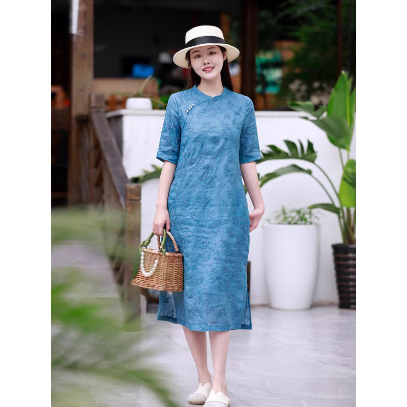 Exquisite handcrafted water-soluble embroidery modified cheongsam, new Chinese-style small stand-up collar summer new Tencel embroidered dress for women