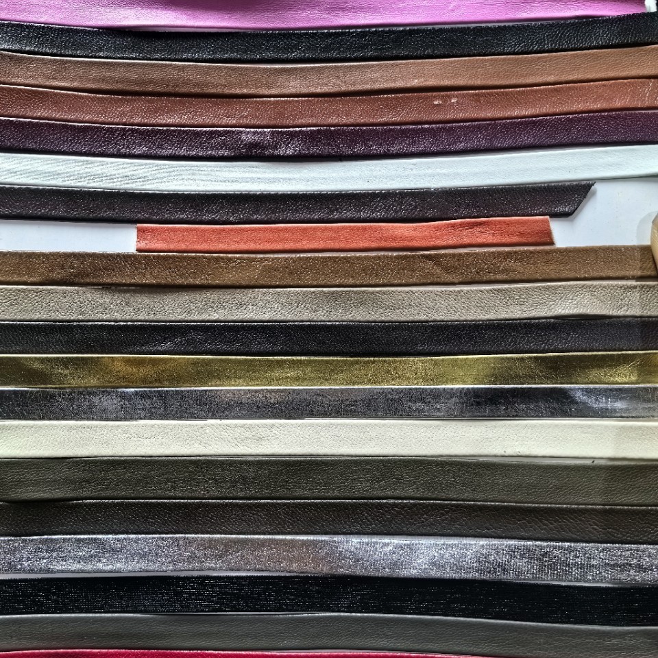 金属渐变幻彩变色龙pu皮革鞋革箱包装饰人造革鞋材布料批发渐变色