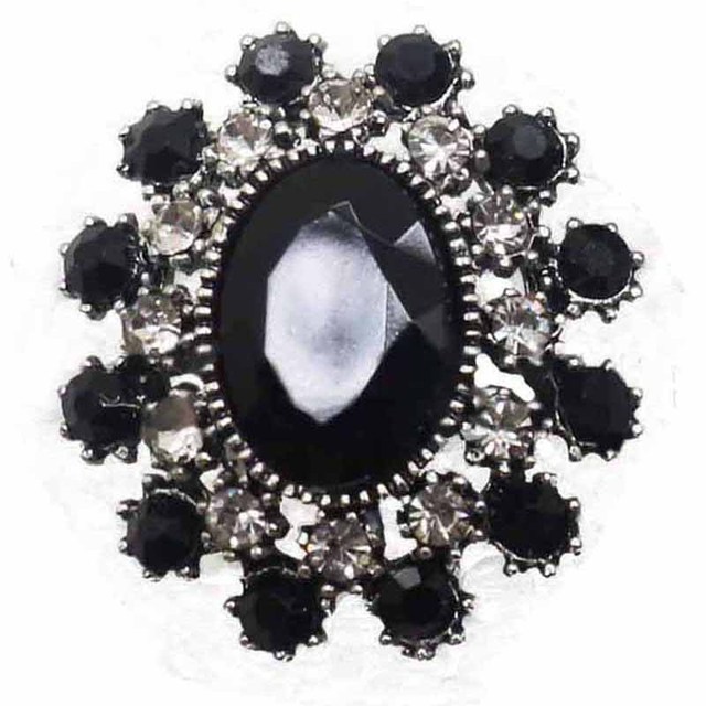 Accessories, decorations with bow, brooch, metal accessory