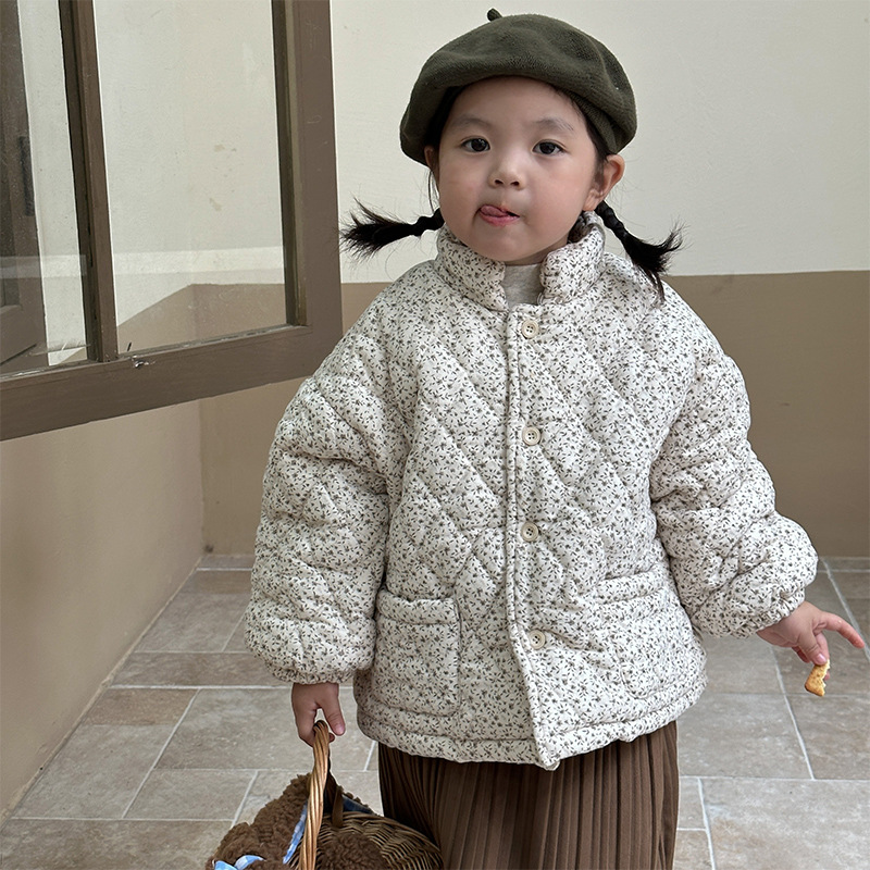 Abrigo acolchado de algodón para niñas forrado de lana engrosado otoño e invierno cálido Abrigo acolchado de algodón estilo occidental Abrigo acolchado de algodón para niños 2022 nuevo abrigo de bebé