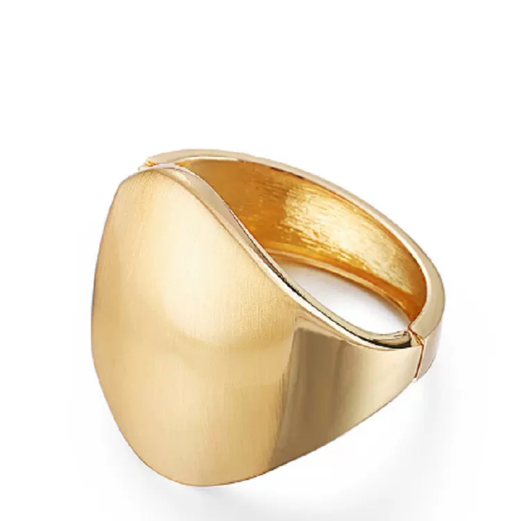 东莞厂家跨境批发欧美夸张合金拉丝手链女流行时尚简约大光面手镯