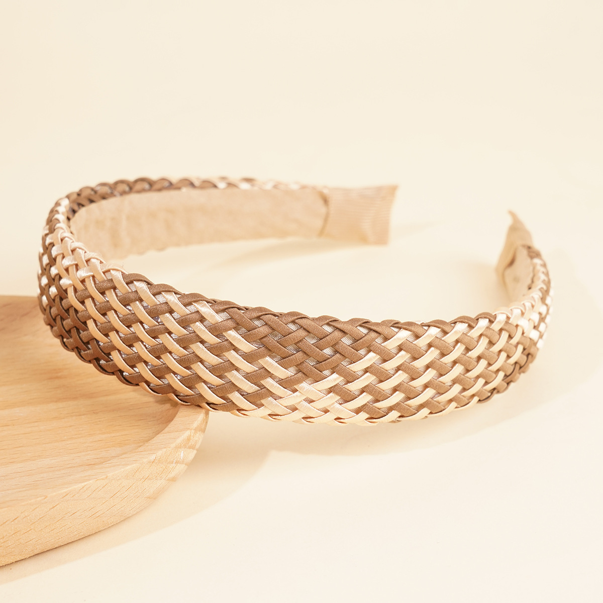 120g Weight Hair Band Hair Accessories Type 1 Piece Quantity Casual, Daily Occasion Plastic, raffia Material Color Block Pattern All Seasons Season Women's Gender Sweet, Pastoral Style Sweet Pastoral Women's Color Block Plastic Raffia Hair Band 9