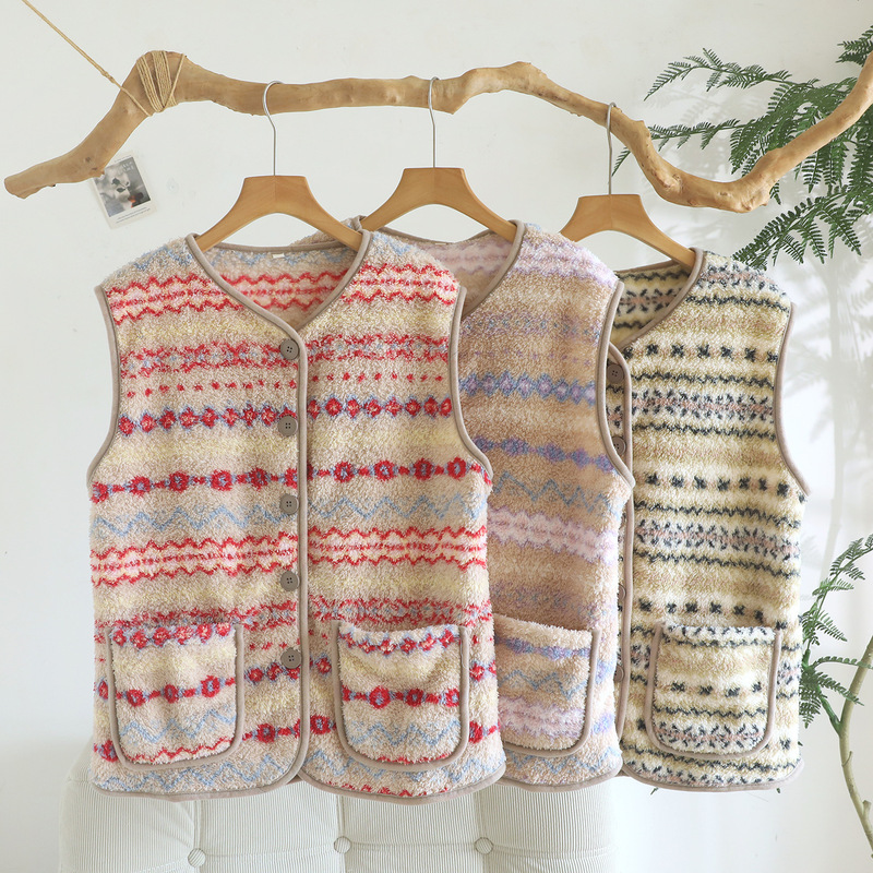 Autumn and winter flannel warm vest, fleece-lined and thickened, plus-size women's single-piece top, warm floral pajamas, home wear