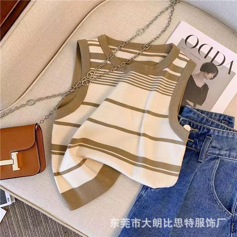 Sweet short high waist cropped ice silk knitted vest age-reducing beautiful small shirt girl's sleeveless striped top summer Sweet short high waist cropped ice silk knitted vest age-reducing beautiful small shirt girl's sleeveless striped top summer