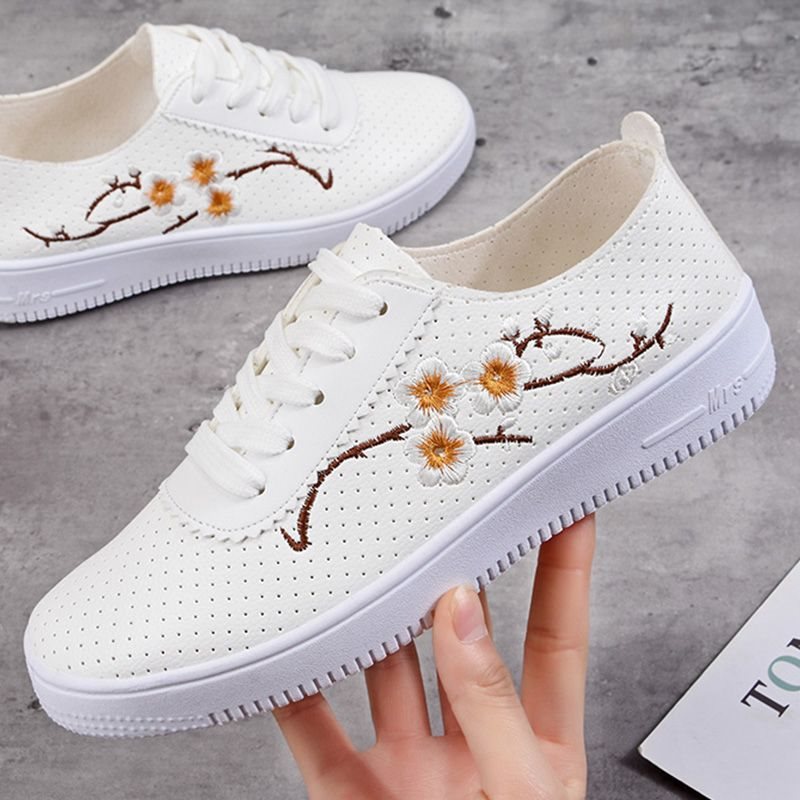 Primavera y verano nuevos zapatos blancos de cuero de mujer huecos zapatos de malla transpirables zapatos de estudiantes con suela suave antideslizante zapatos de mujer coreanos
