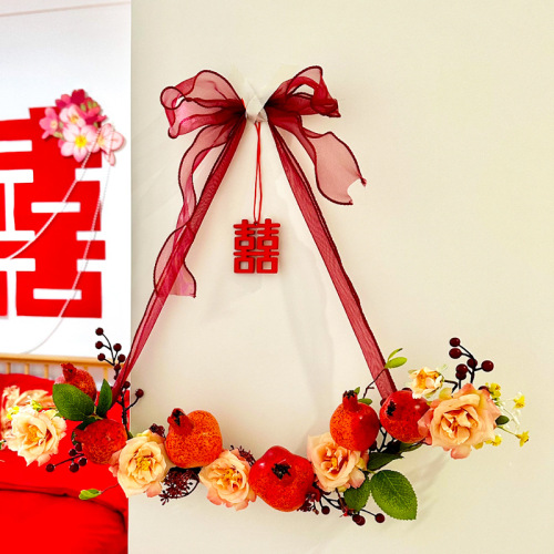 Wedding word pendant wedding garland internet celebrity wedding room latte art arrangement new house bedroom door background wall scene decoration