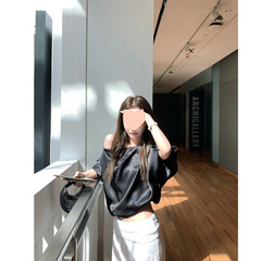 YUYU like Jennie泡サテンデザイン感斜め肩上着女性夏の新モデル