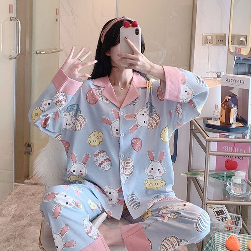 春と秋のパジャマの女性の綿の長袖のかわいい高級感の線の熊のカーディガンの大きいサイズの冬の部屋の服のスーツ|undefined
