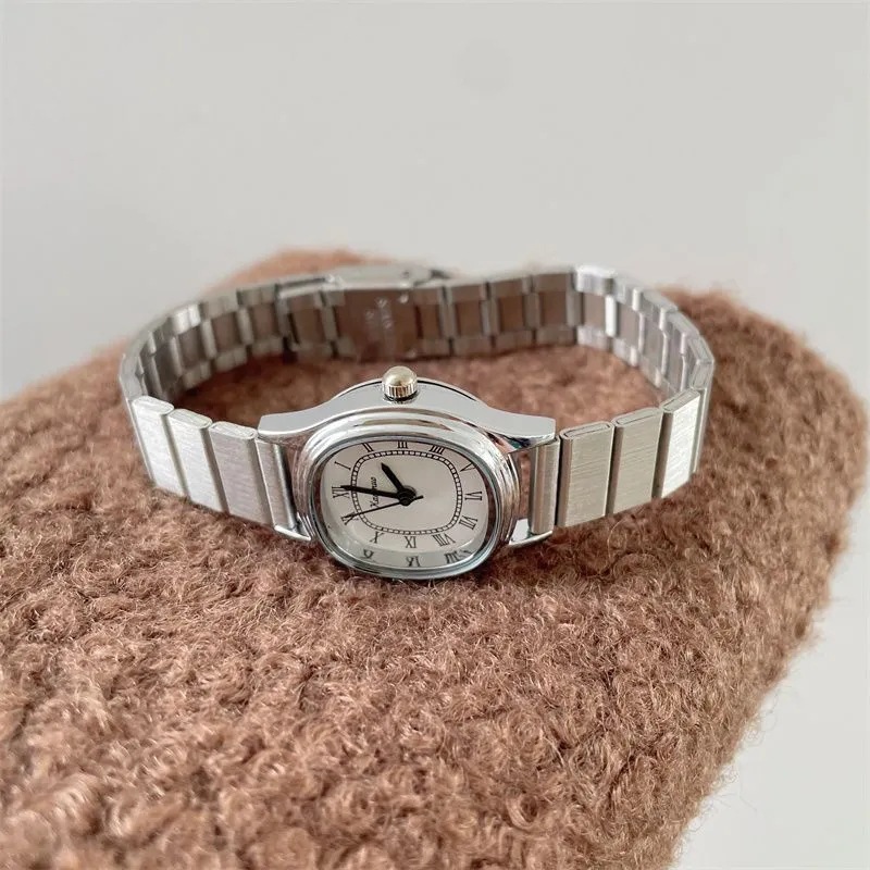 Mature Elegant Square Steel Strap Women's Watch Ins Style Accessible Luxury Compact Silver Versatile Elegant Fashionable High-End Sense