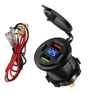 Cross-border fast charging dual USB+PD interface mobile phone car charger for cars and RVs 12-24V with switch and digital display