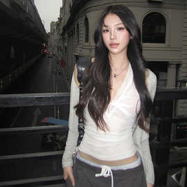 韩系纯欲辣妹套装女春季蕾丝拼接吊带背心外搭灰色短款开衫两件套
