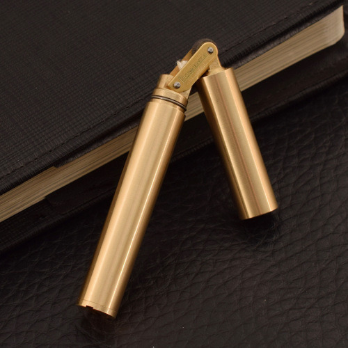 Haunda kerosene lighter cylindrical shape can be put into a cigarette case for easy carrying nunchaku compact lighter wholesale