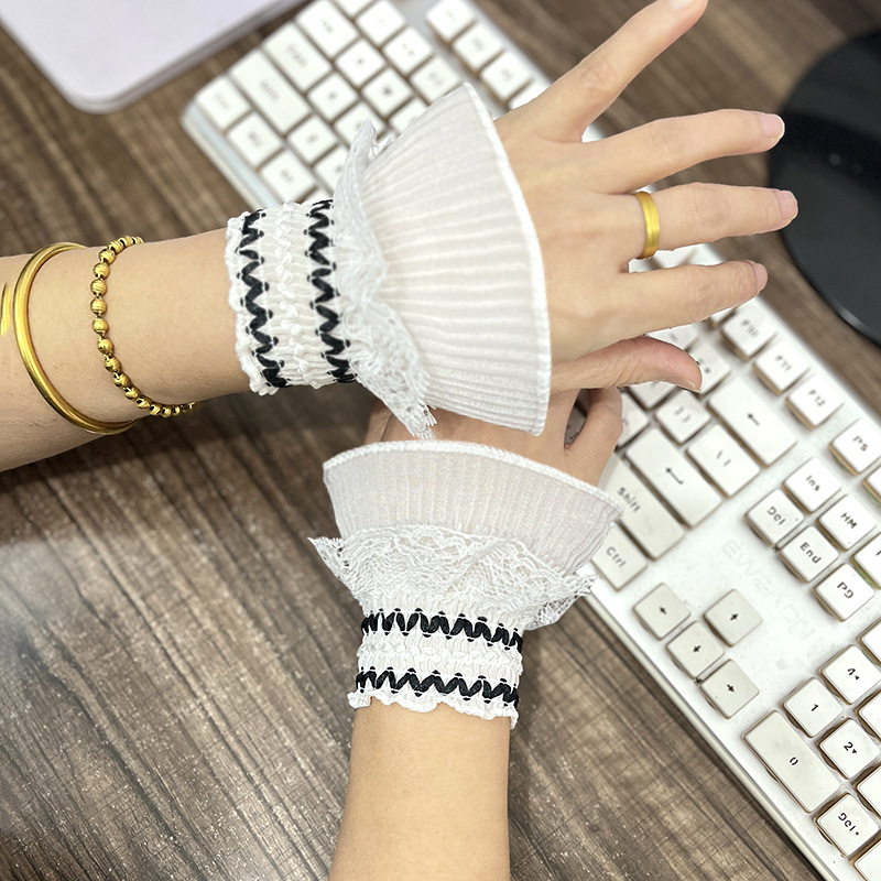 Bell Sleeves, Fake Sleeves, Lolita Wrist Fake Cuffs, Manicure Photography Props, Lace Sleeves, Decorative Hand Sleeves