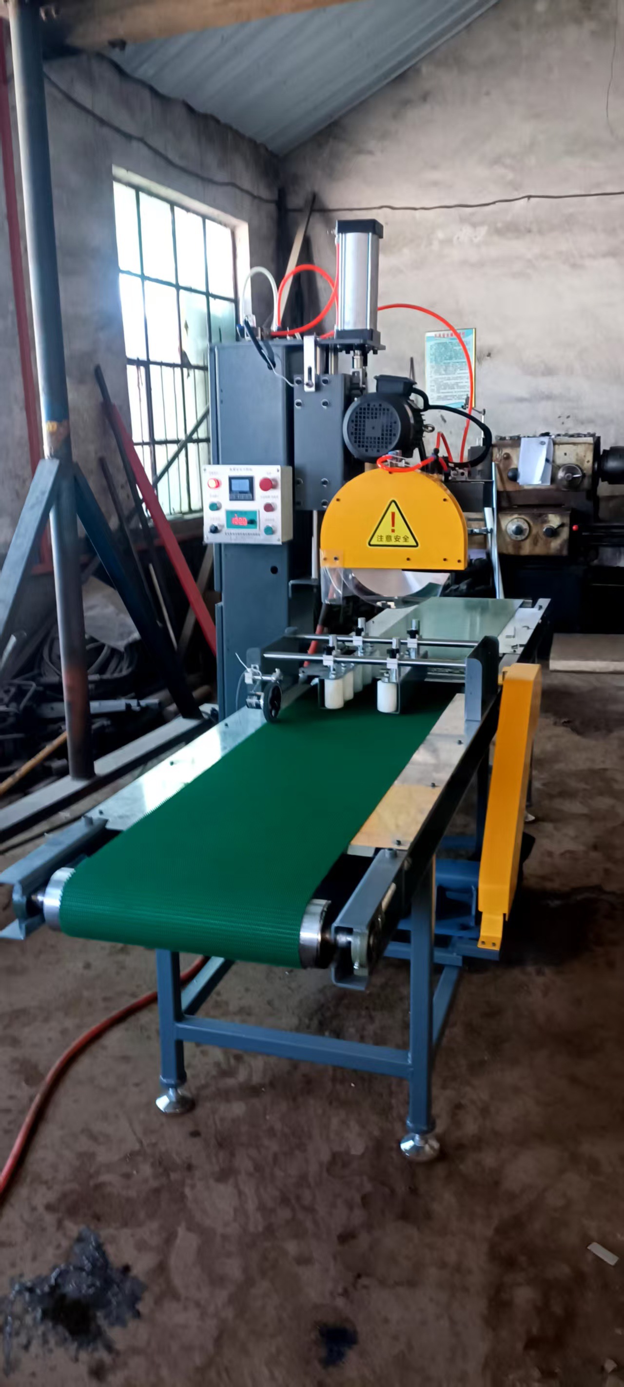 86c06f90-4580-492d-b87e-c578c3