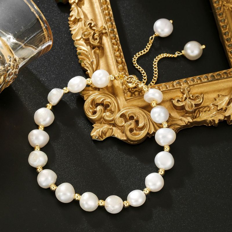 Autumn and Winter French-Style Natural Freshwater Pearl Bracelet, Bun-Shaped Pearls, Light Luxury, Niche, Exquisite Gift for Girls