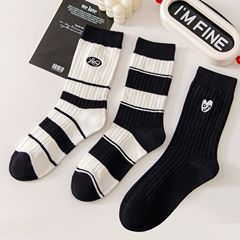 黑白經典條紋款秋冬襪子女中筒襪時尚潮流雙針刺繡簡約百搭長筒襪