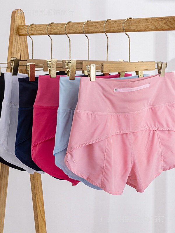 Summer New Yoga Pants for Women, High-Waisted Sports Running and Cycling Shorts, 2.5inch with Lining to Prevent Exposure, Hot Pants Summer New Yoga Pants for Women, High-Waisted Sports Running and Cycling Shorts, 2.5inch with Lining to Prevent Exposure, Hot Pants