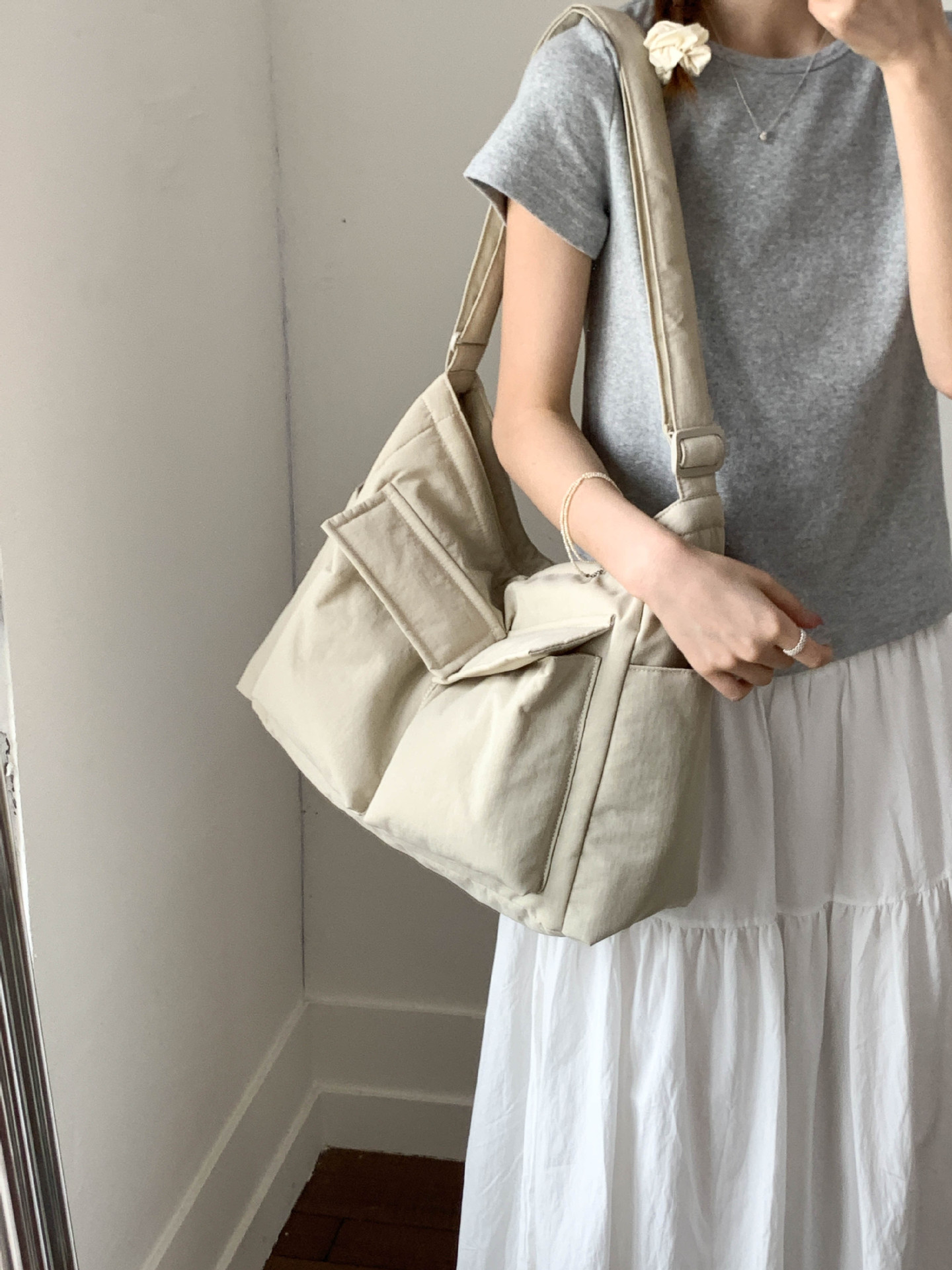 Bolsa de lona de explosión de comercio exterior para mujeres 2025 nuevo viaje multibolsillo bolso de gran capacidad para trabajar mochila de hombro
