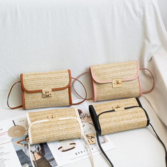 女士包包2022新款編織紋方鎖扣皮肩帶小方包休閒簡易手機包直播包