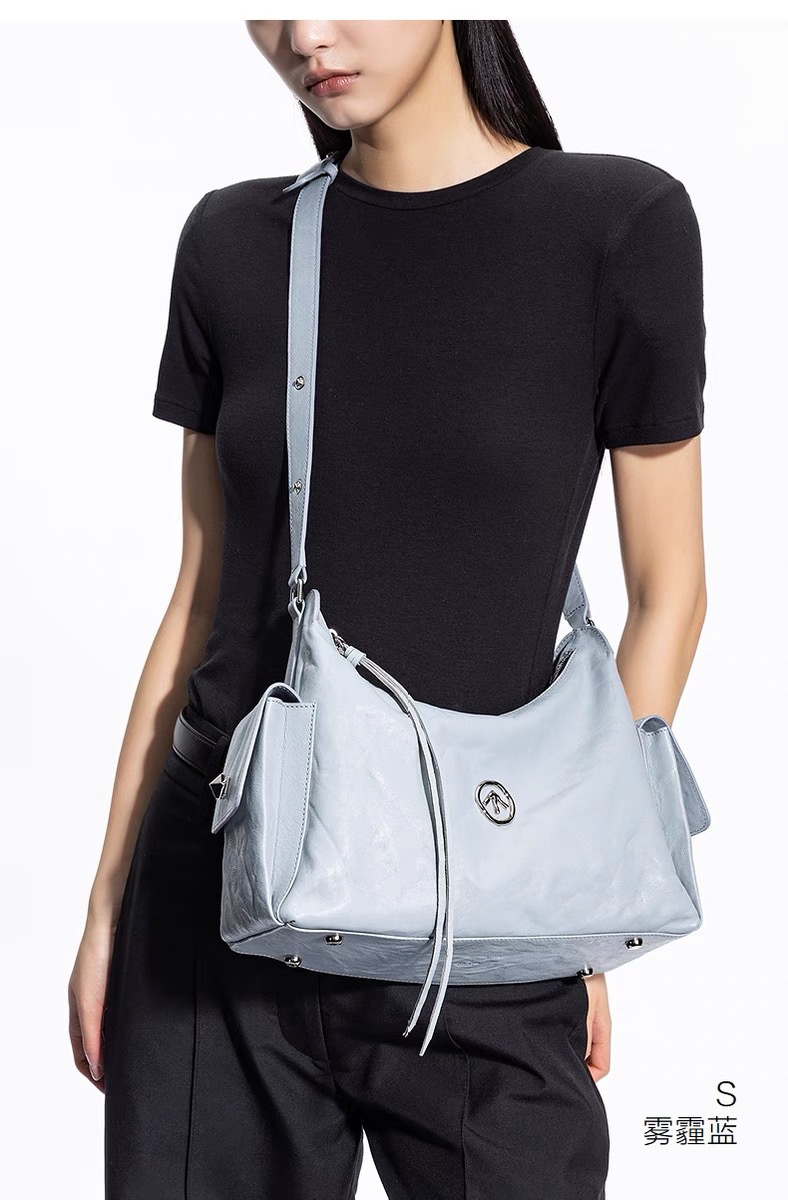 Women's Crossbody Bag Designer Retro Large Capacity Shoulder Bag_voghion.com