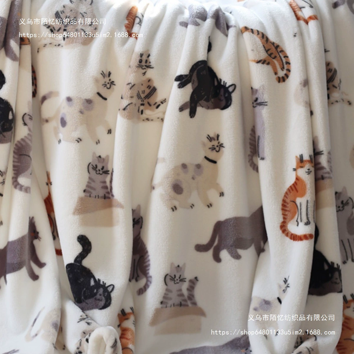 Flannel duvet, sofa, sheet for sleep, cat