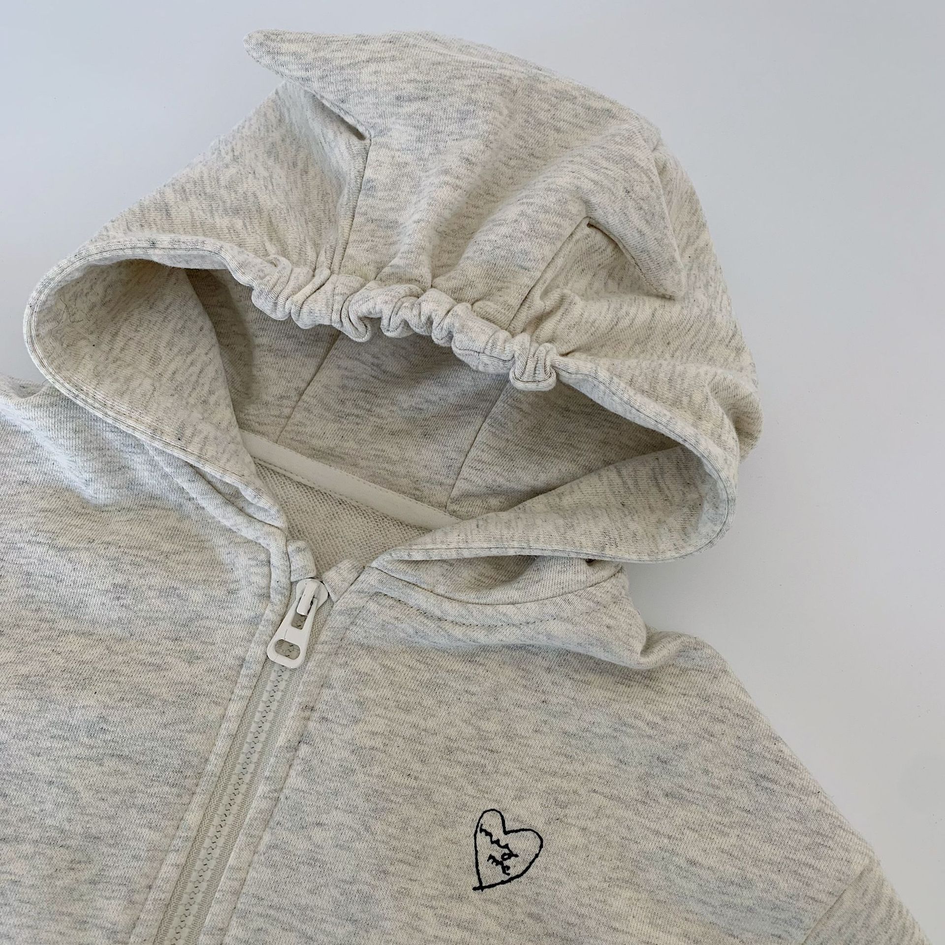 Mai Bao chaqueta infantil otoño 2025 nuevo estilo para niños y niñas simplista lindos cardigan con capuz chaqueta para niños