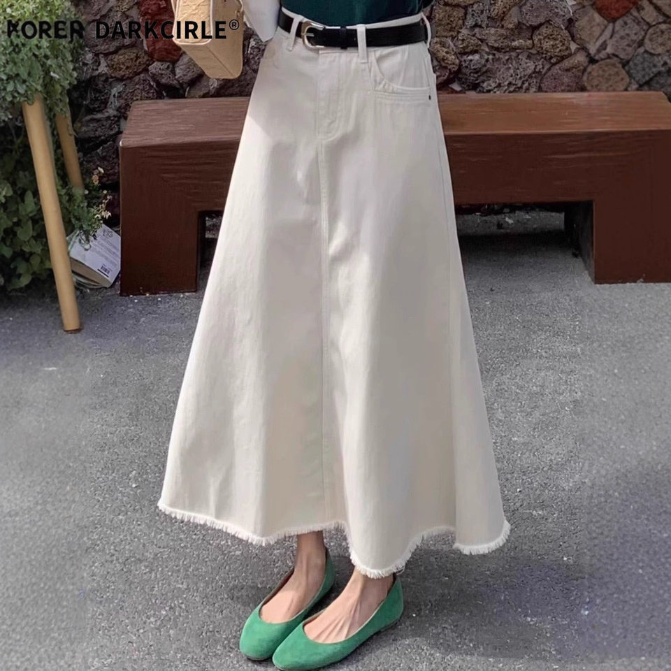 Chân váy denim nữ cạp cao dáng chữ A đuôi cá dài trung bình viền xù — Màu trắng nhạt (chất lượng cao)