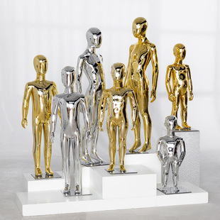 �¿ͯ��ģ�ص�����Ůȫ����ɫ�yɫͯ�b��չʾ���˷��b��ģ��