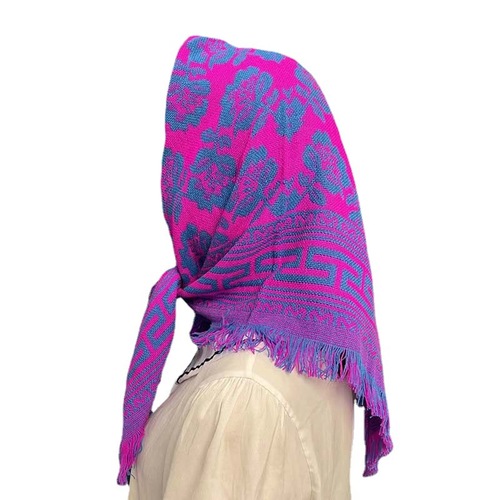 Middle-aged and elderly women's headscarves: Rural women performing labor in the fields, showcasing protective scarves—timeless, cozy, and versatile square headscarves for grandmothers.