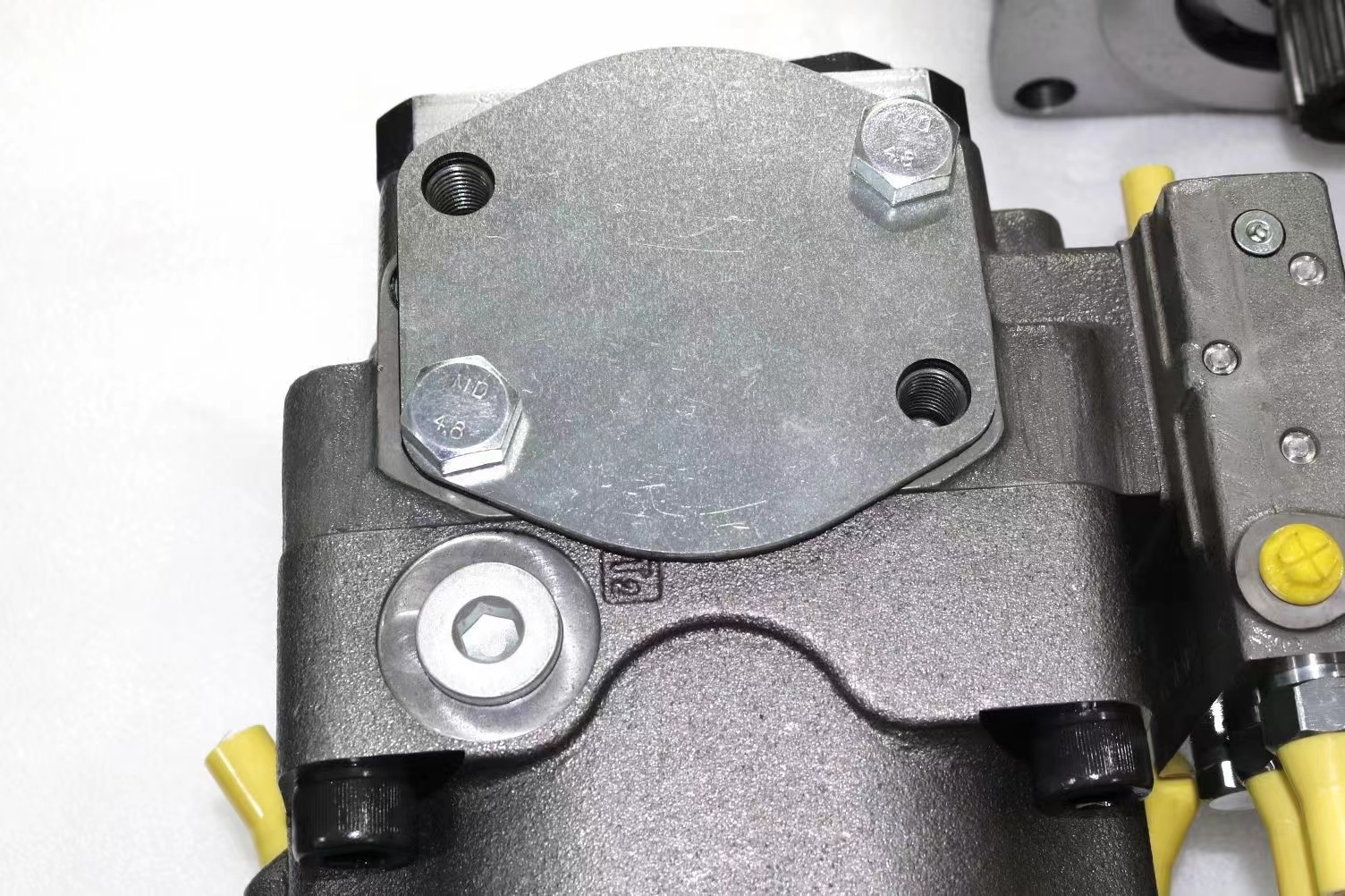 德国REXROTH力士乐柱塞泵A11VO260DRS/11L-NZG12N00