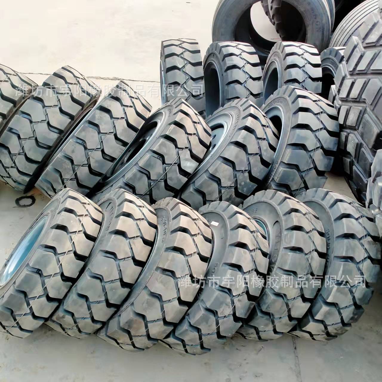 3吨叉车28x9-15  实心轮胎28*9-15