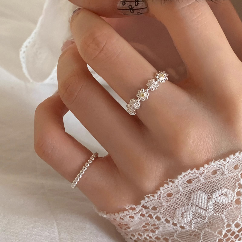 Sweet and Cute Style Flower Zircon Ring Female Niche Design Simple Finger Ring Gentle Temperament High-grade Ring Sweet and Cute Style Flower Zircon Ring Female Niche Design Simple Finger Ring Gentle Temperament High-grade Ring