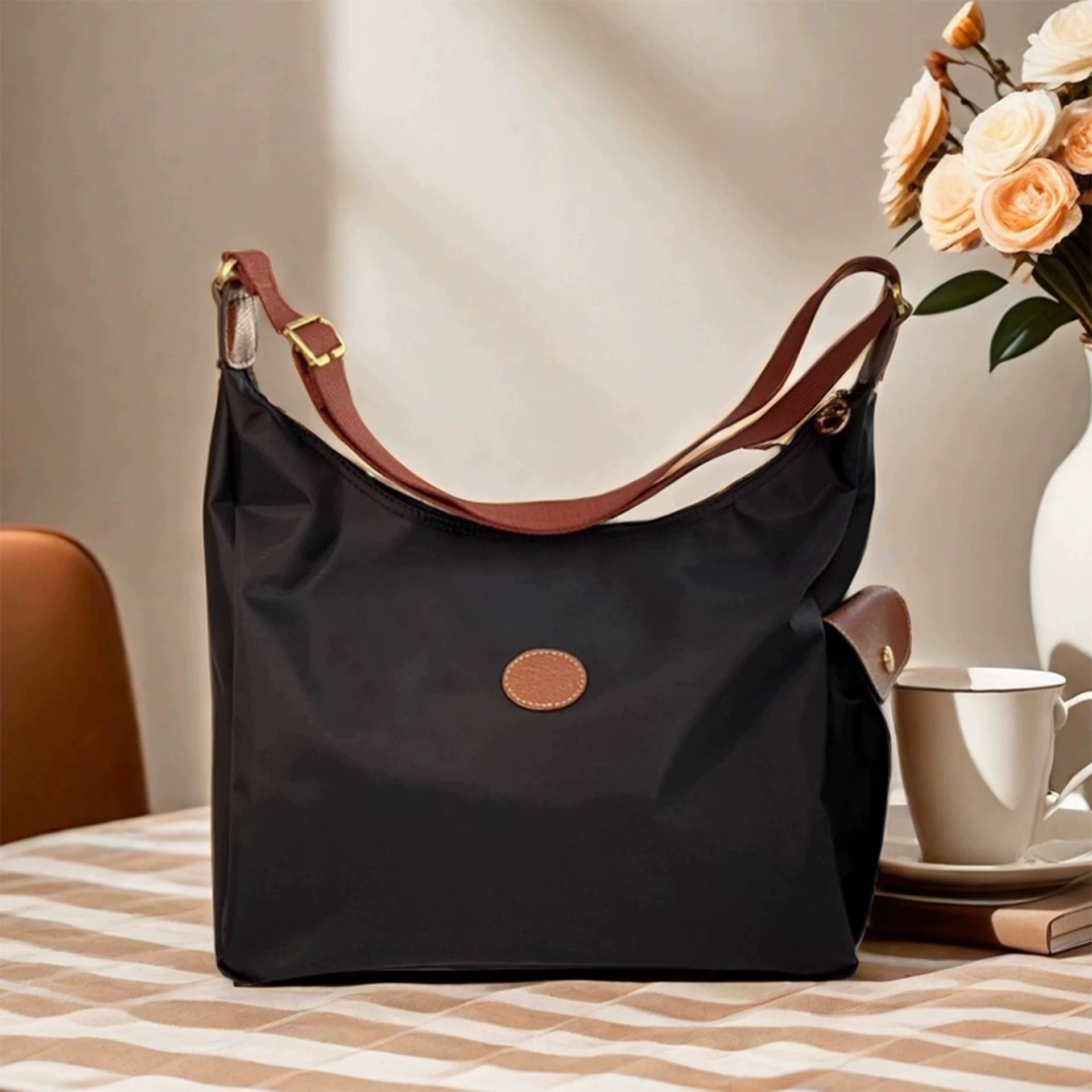 페이 웡 페이와 같은 스타일의 블랙