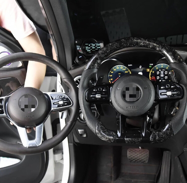 Suitable for Mercedes-Benz old models modified with new AMG carbon fiber steering wheel AECSG-class GLC260GLECLSGT