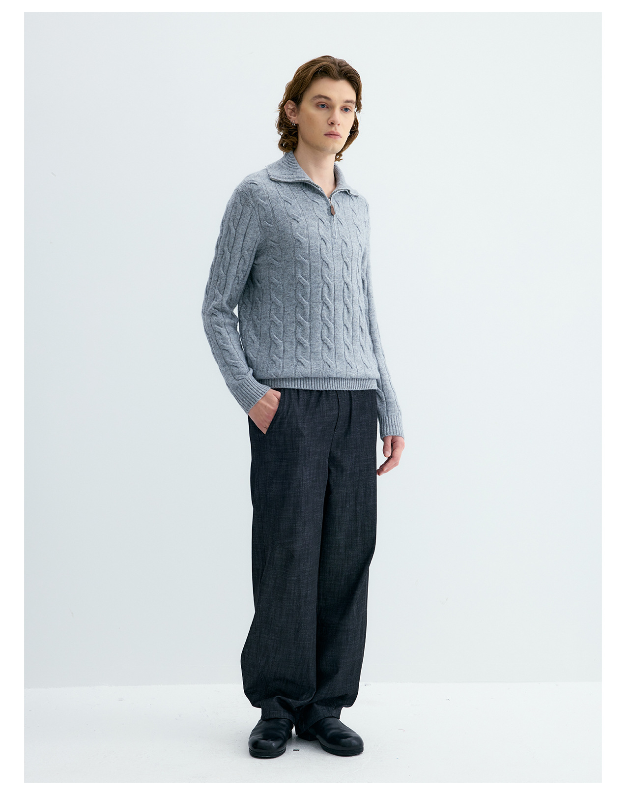 UNF 530g Cable-Knit Half-Zip Polo Sweater