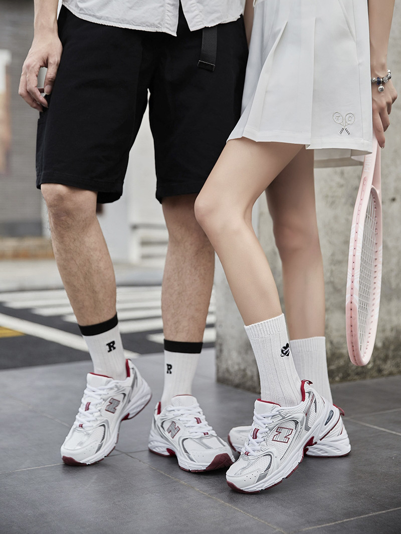 Witte dames sneakers met dikke zool en plateau, comfortabel_voghion.com