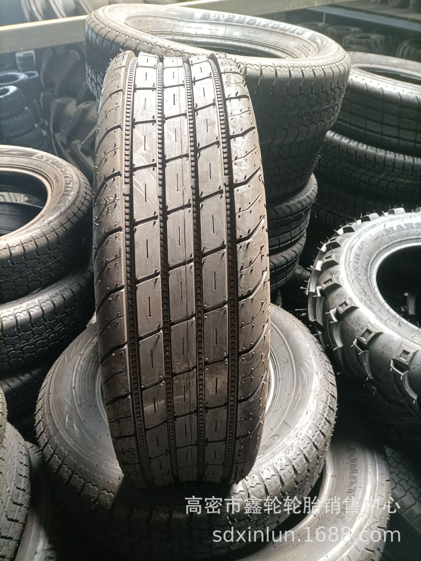 供应皮卡车轮胎 225/75-15   225/75D15 拖车轮胎