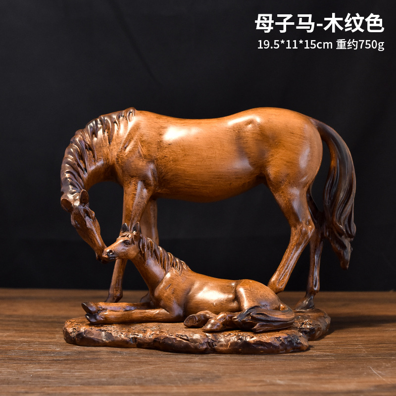 人気の馬の像、軽くて豪華な家の装飾品、リビングルームのエントランスホールのテレビキャビネットの装飾、幸運の馬年工芸品