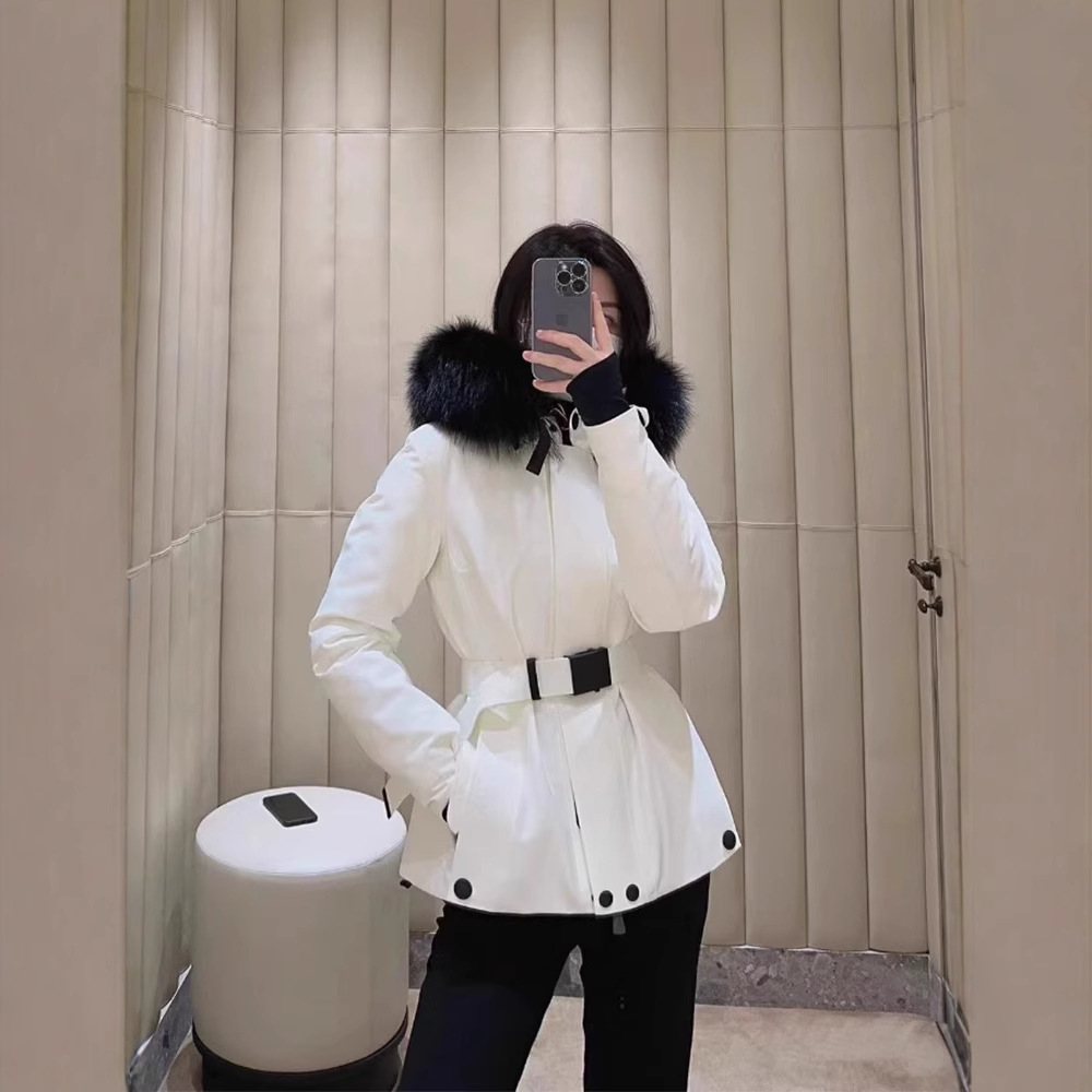 2025年冬新款m蒙家羽绒服女修身收腰鹅绒加厚狐狸毛领滑雪服休闲