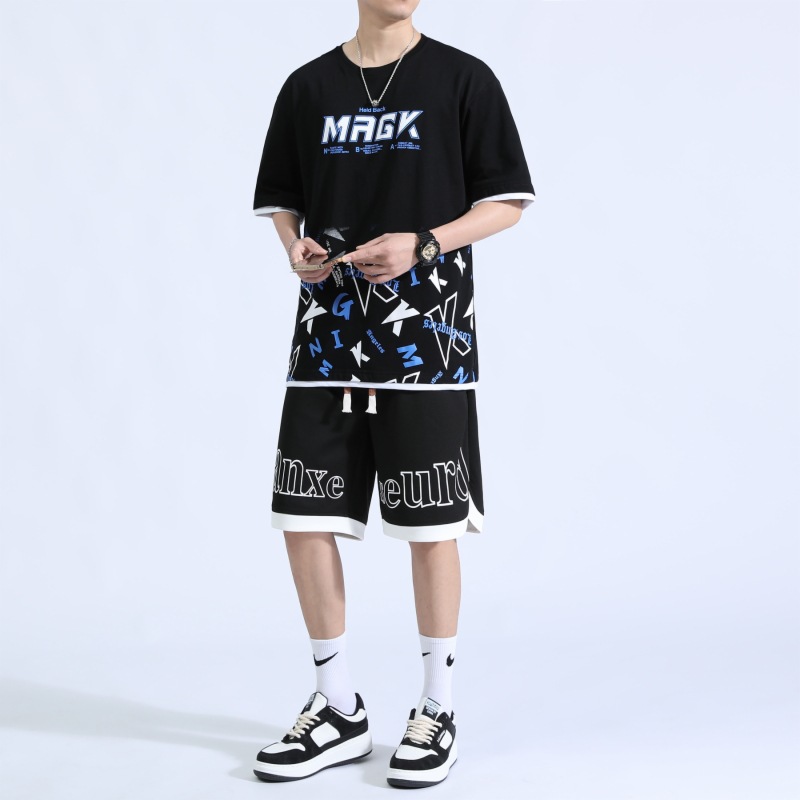 Una pieza de traje de camiseta de manga corta de algodón de verano, pantalones cortos de manga corta de tendencia juvenil para hombres, traje deportivo a juego
