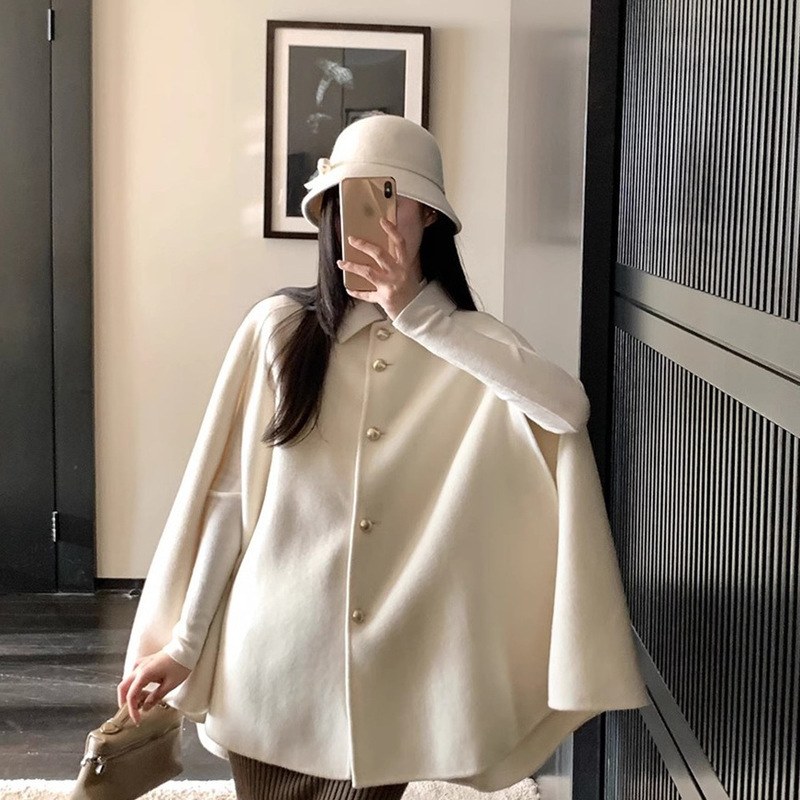 Q171 金属扣韩版设计师款蝙蝠袖黑白斗篷毛呢外套气质羊毛大衣女|undefined