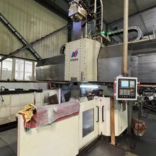 处理二手乔威进SF-2116龙门加工中心主轴锥度BT50带对刀仪