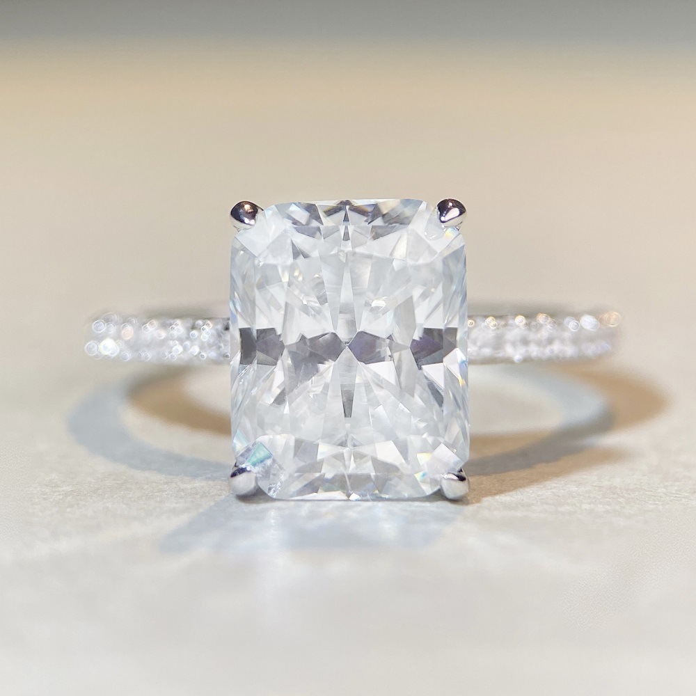 3g Weight 0.05µm-0.08µm Gold Plating Thickness Electroplated Gold Plating Process Platinum Plated, Rhodium Plated Plating Material Moissanite Inlay Material 4 Karat Radiant-cut 925 Sterling Silver Moissanite Square Rings Colorless(DEF) Moissanite Moissanite Rings MA Certificate