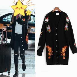 秋冬新品女装宽松显瘦V领刺绣提花中长款针织衫上衣外套开衫毛衣