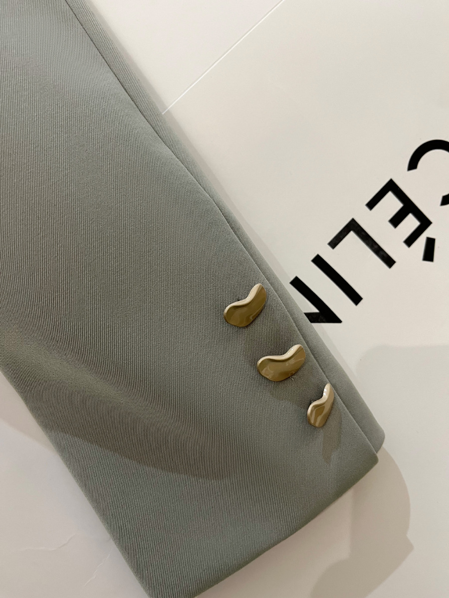 455g Weight Blazer Outerwear Type Long Sleeve Sleeve Length Single Breasted Placket Type Polyester Fabric Type Coat Tops Type 1 Piece Quantity Daily Occasion Turndown Neckline Loose Fit Type Solid Color Pattern Spring, Autumn Season Women's Gender Elegant Style Women's Coat Long Sleeve Blazers Elegant Solid Color 18