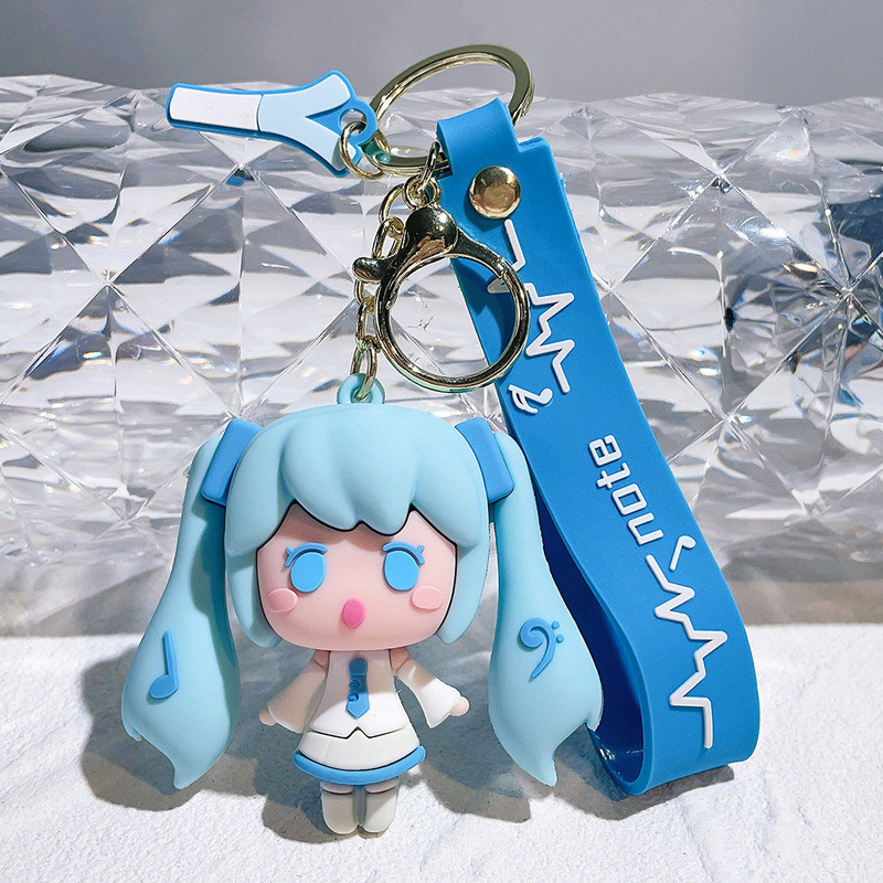 初音キーホルダークリエイティブ漫画美少女人形バッグペンダント車のキーチェーンリングギフト卸売|undefined