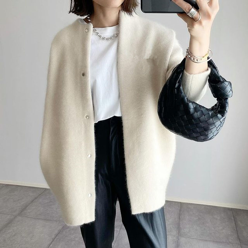 9 Colors in Stock 2026 Autumn New Ultra-Soft Woolen Coat with Slimming Design, Niche Loose-Fitting Women's Coat